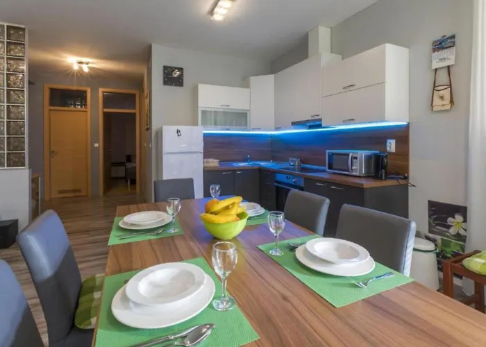 Charming Vlatka Appartement Novi Vinodolski