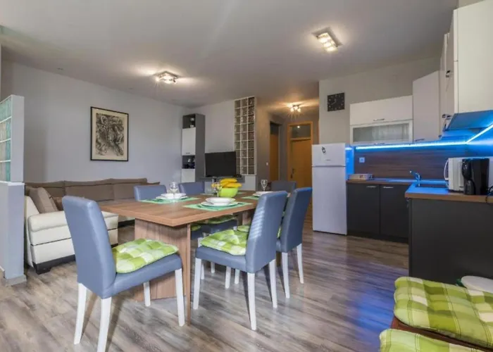 Apartment Charming Vlatka Novi Vinodolski